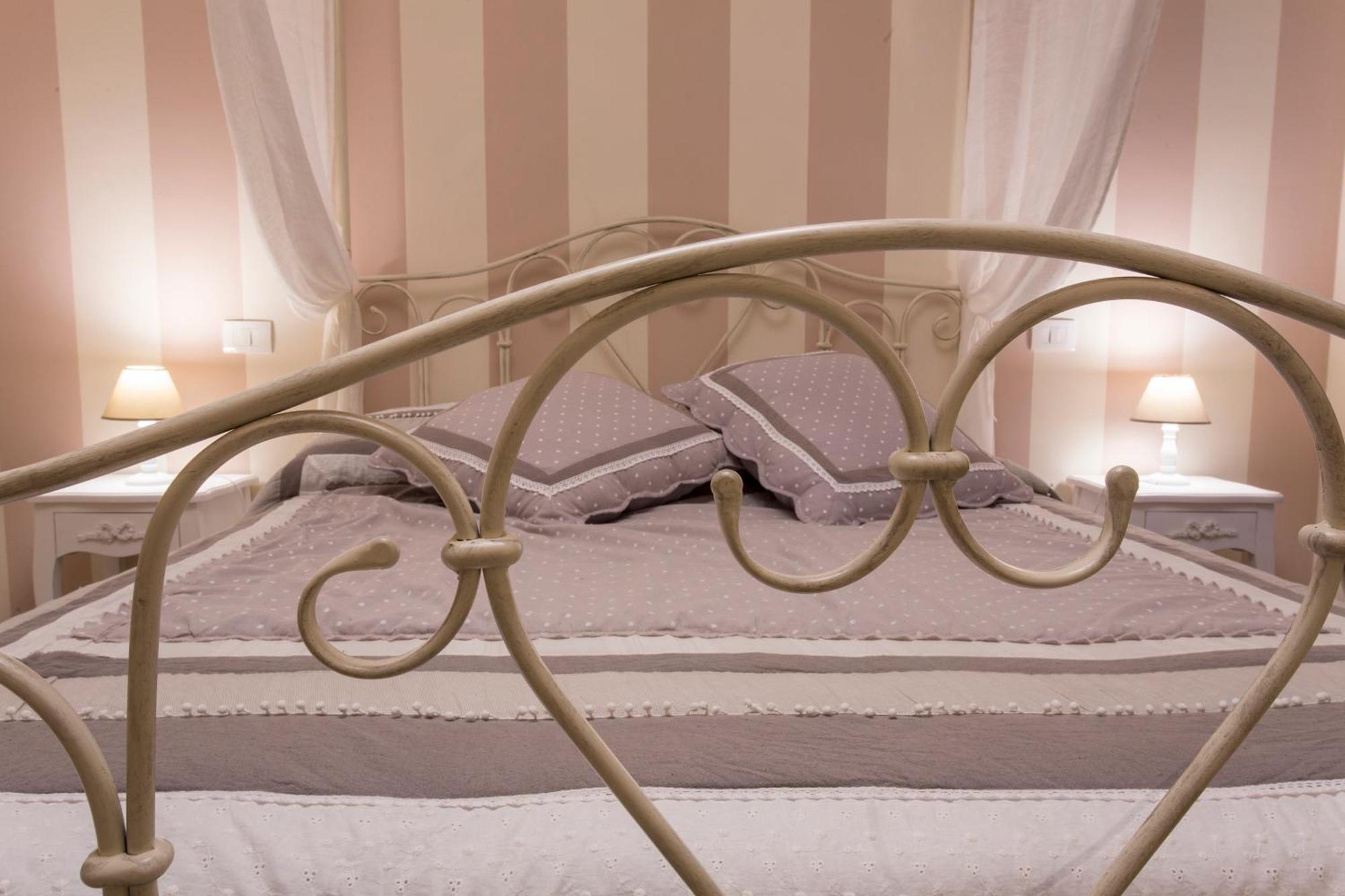 La Vecchia Tenenza B&B Citta della Pieve Exterior photo